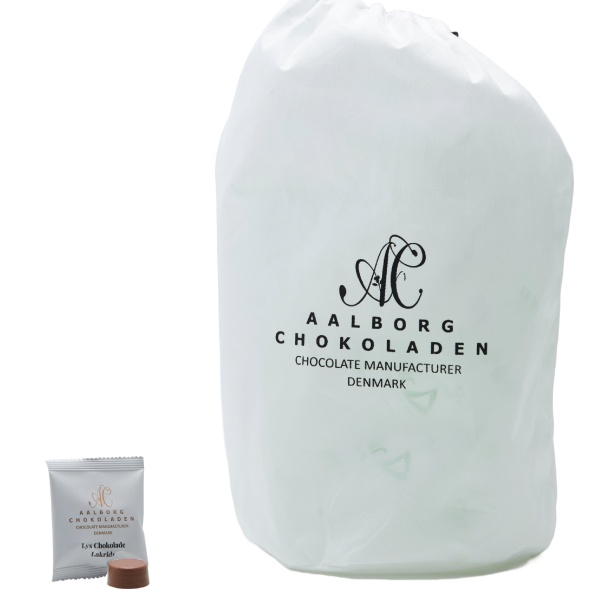 Lys chokolade med lakrids - Flowpack - Aalborg Chokolade - Gourmet-Butikken