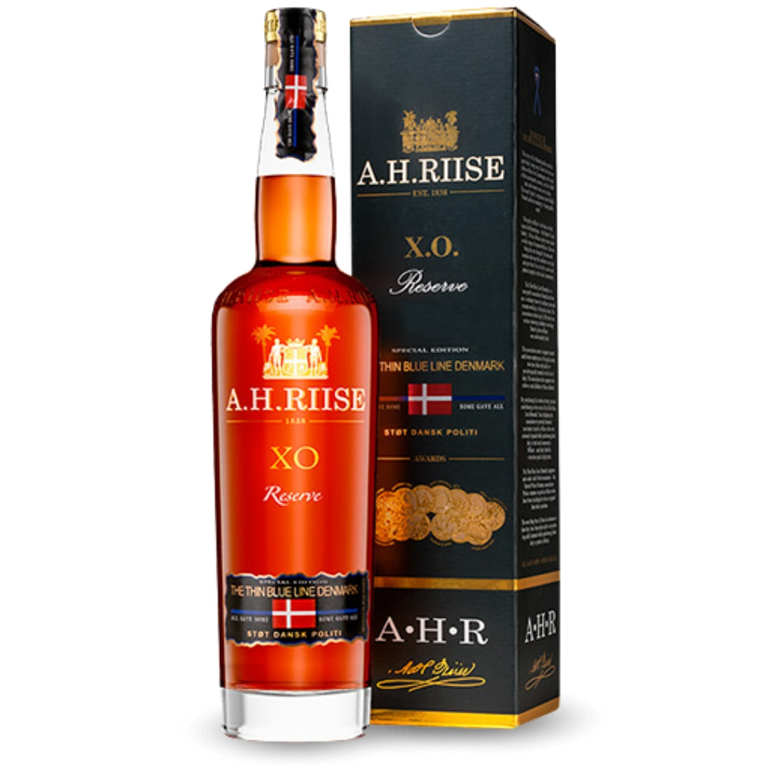 A.H. Riise XO The Thin Blue Line Reserve - Gourmet-Butikken