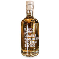 Nordisk Akvavit m. Skovæble, Rønnebær, Vild Timian og Blodrod - Gourmet-Butikken