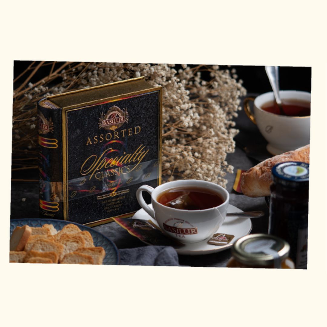 Lille Love Story Te bog i metal - Basilur Tea - Gourmet-Butikken