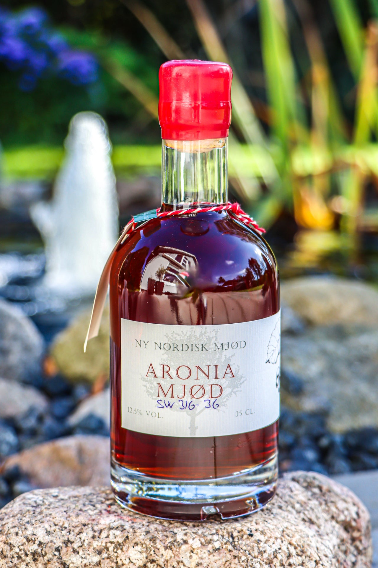 ARONIA MJØD 35 CL. - Gourmet-Butikken